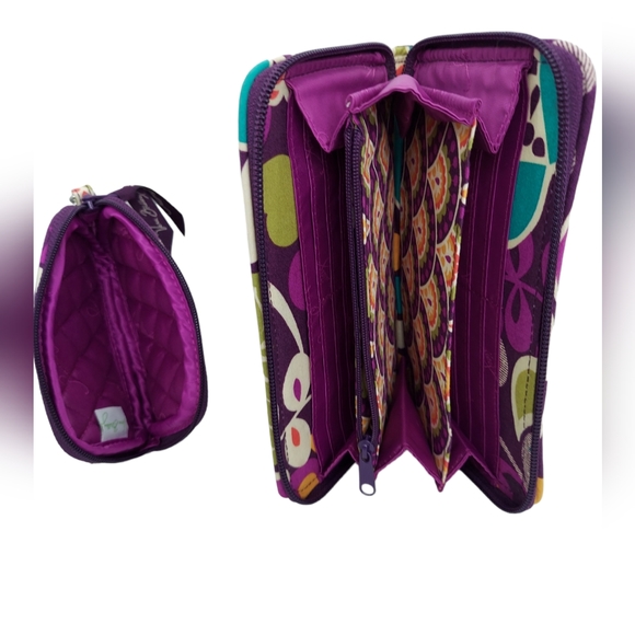 Vera Bradley Wallet / Wrislet Set - Picture 3 of 8